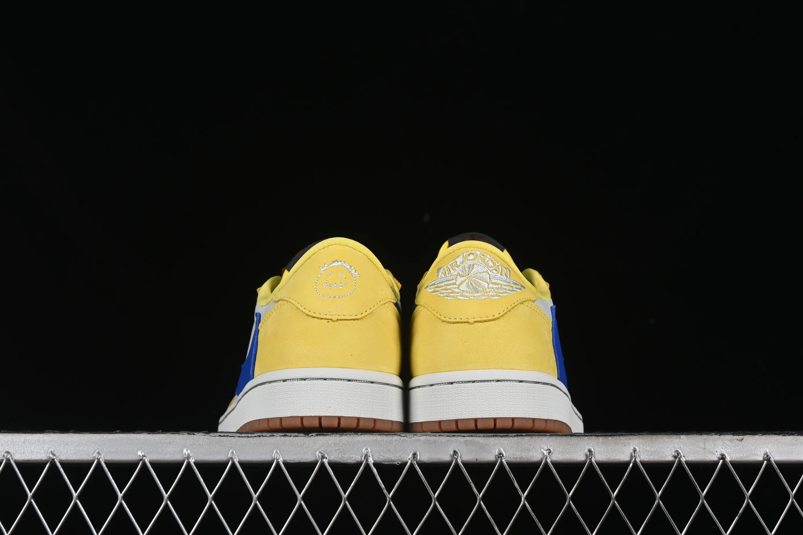 All Categories Air Jordan Jordan Series Basketball Shoes Air Jordan 1 Low LJR Version Travis Scott x Air Jordan 1 Low OG AJ1 Joe 1 Joint Undercut DZ4137-700